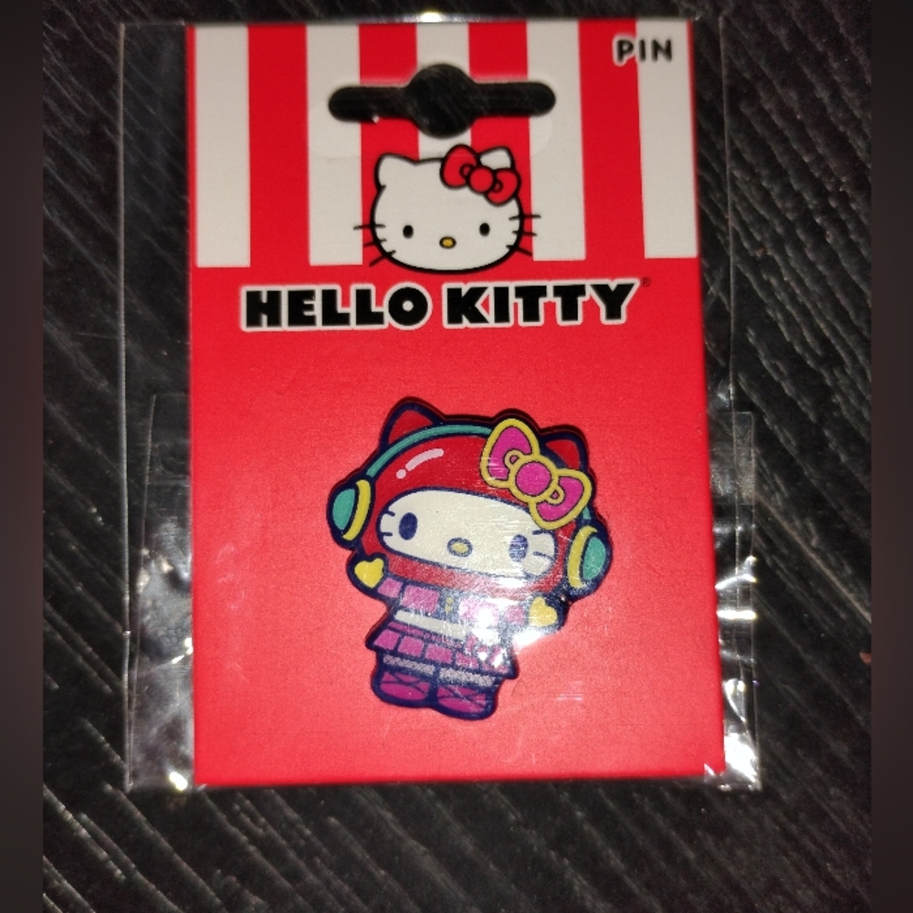 Hello Kitty Brooch Pin
